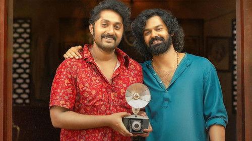 Varshangalkku Shesham filmas žiurėti online