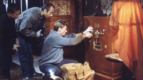 Family Business filmas žiurėti online