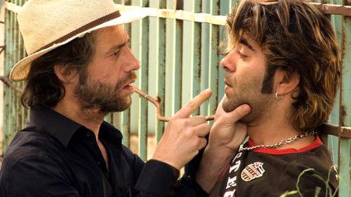 Hırsız Var! filmas žiurėti online