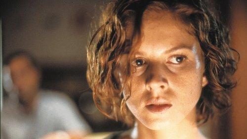 You Shouldn't Be Here filmas žiurėti online