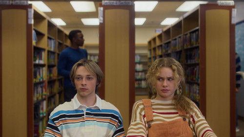 Almost Popular filmas žiurėti online