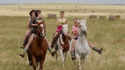 East of Wall filmas žiurėti online