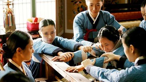 Shadows in the Palace filmas žiurėti online