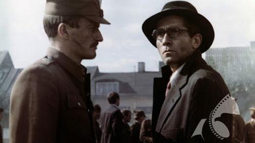 Romans z intruzem filmas žiurėti online