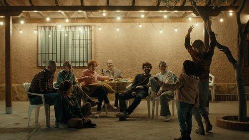 La casa filmas žiurėti online