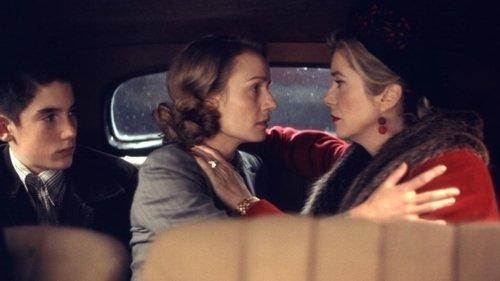 East/West filmas žiurėti online