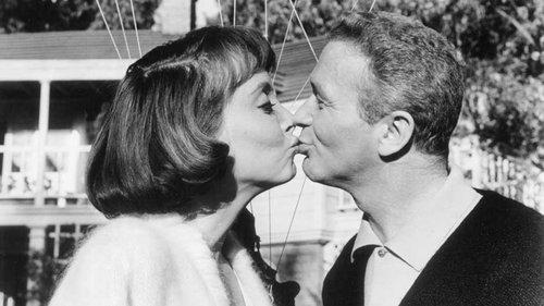 A Ticklish Affair filmas žiurėti online