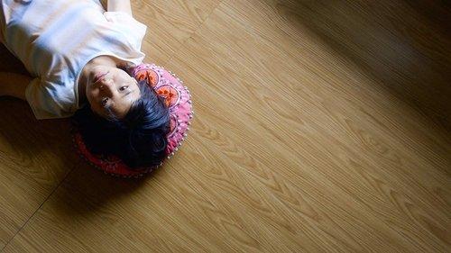 37 Seconds filmas žiurėti online