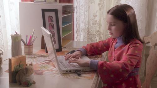 An American Girl: Chrissa Stands Strong filmas žiurėti online