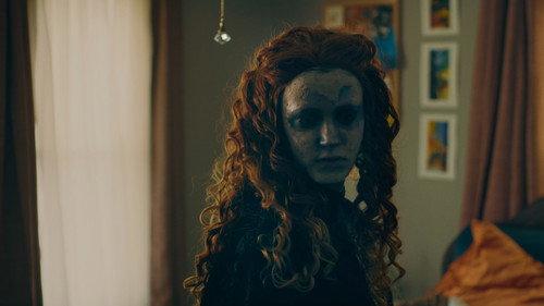 825 Forest Road filmas žiurėti online