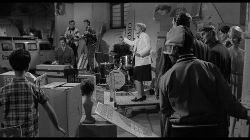 No One Can Judge Me filmas žiurėti online