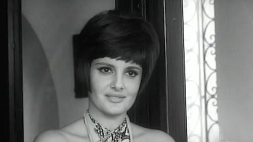 Le ore nude filmas žiurėti online