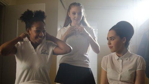 Pin Cushion filmas žiurėti online