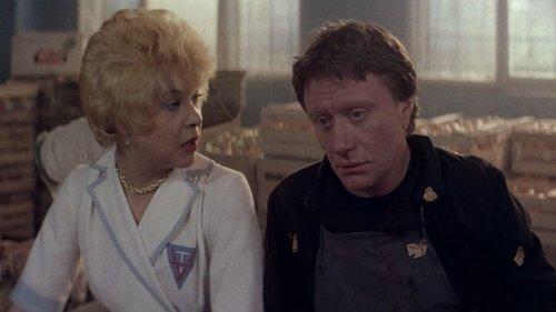 The Blonde Around the Corner filmas žiurėti online