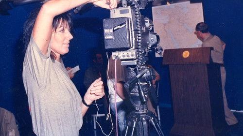 Never Look Away filmas žiurėti online