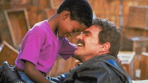 Policininkas su puse filmas žiurėti online