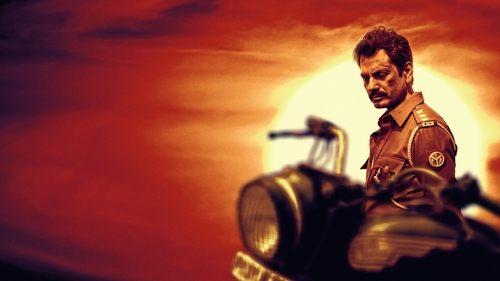 Raat Akeli Hai filmas žiurėti online