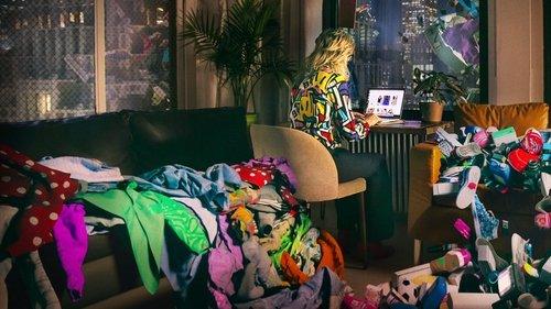 Buy Now! The Shopping Conspiracy filmas žiurėti online