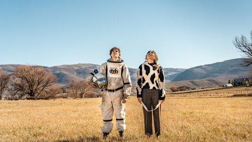 Ateiviai pagrobė mano tėvus ir paliko filmas žiurėti online