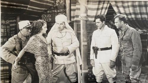 Renegades filmas žiurėti online