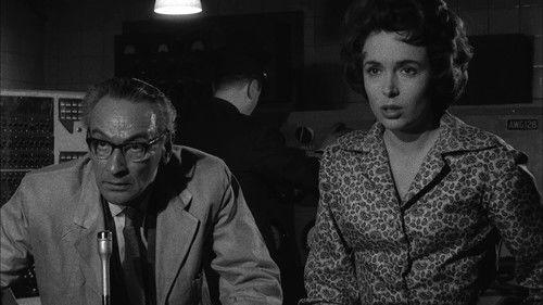 First Man into Space filmas žiurėti online