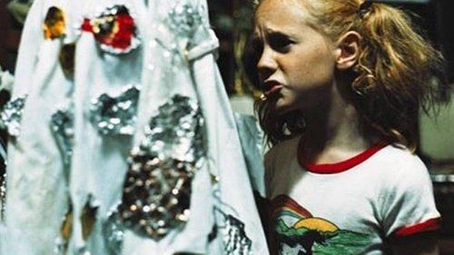 Fia og klovnene filmas žiurėti online