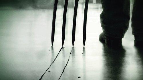 Bepročiai filmas žiurėti online