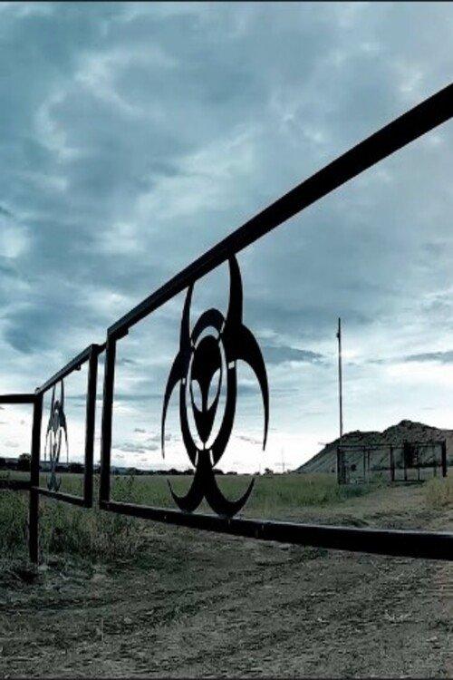 The Secret of Skinwalker Ranch: Behind The Gate filmas online