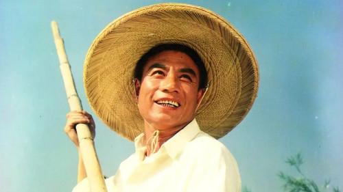 Breaking with Old Ideas filmas žiurėti online