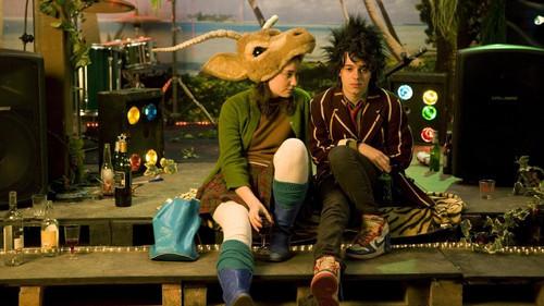 Unmade Beds filmas žiurėti online