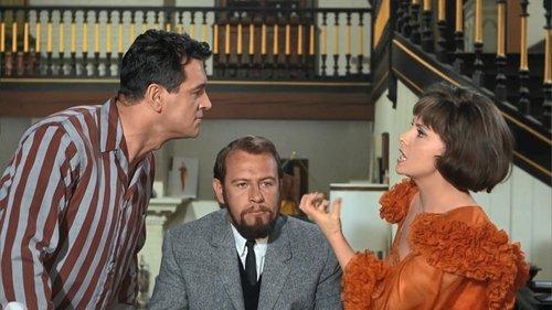 Strange Bedfellows filmas žiurėti online