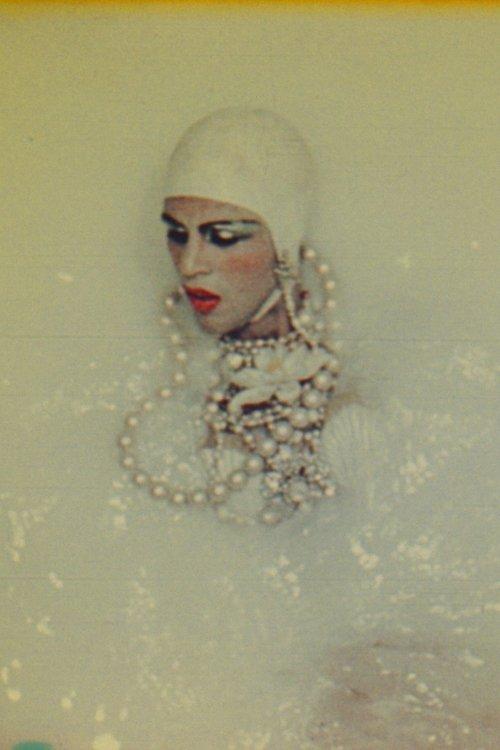 Normal Love filmas online