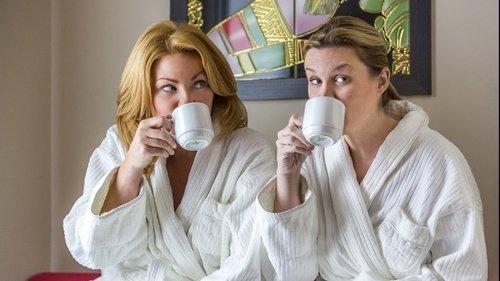 Mom's Day Away filmas žiurėti online