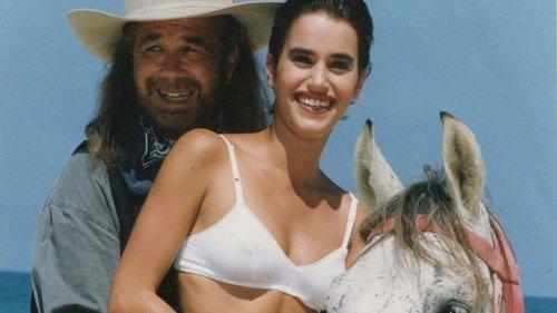 Wanted: Four Legged Husband filmas žiurėti online