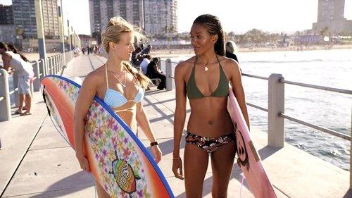 Blue Crush 2 filmas žiurėti online