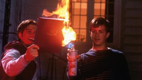 Cheats filmas žiurėti online