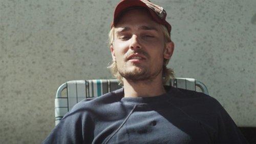 Screwball: The Ted Whitfield Story filmas žiurėti online