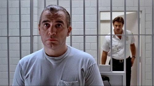 Manhunter filmas žiurėti online