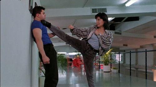 In the Line of Duty 4 filmas žiurėti online