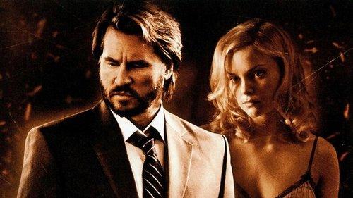 Double Identity filmas žiurėti online