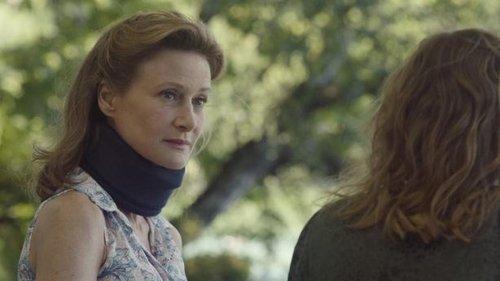 Tout contre elle filmas žiurėti online