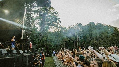6 Festivals filmas žiurėti online