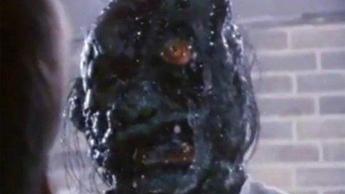 Look Who's Toxic filmas žiurėti online