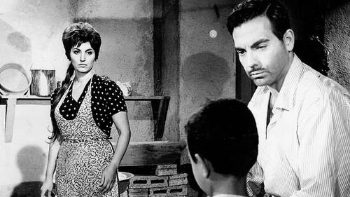 Tricycle filmas žiurėti online