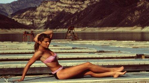 Swimsuit filmas žiurėti online