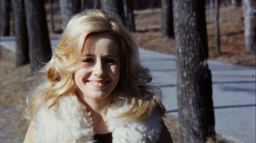 Flossie filmas žiurėti online