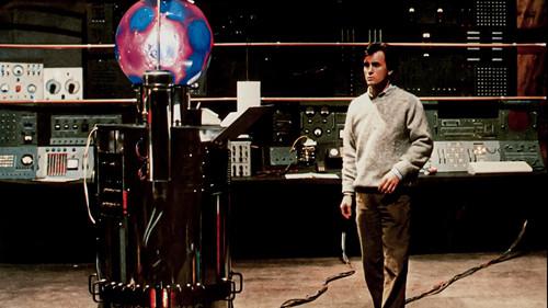 From Beyond filmas žiurėti online