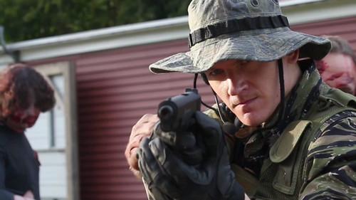 Beyond the Call to Duty filmas žiurėti online