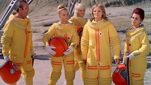 In the Dust of the Stars filmas žiurėti online