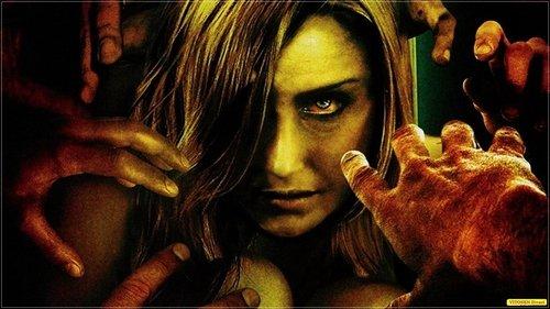 Housebound filmas žiurėti online